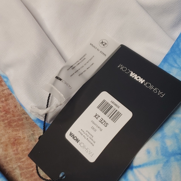 FashionNova 2X Watching The Wave Strappy Wrap plunge one piece swim suit NWT - Picture 7 of 10